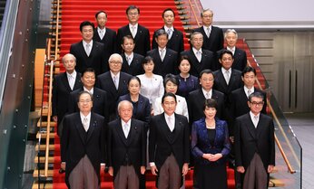 岸田首相、内閣改造・自民党役員人事に透ける戦略 年内解散で政局の主導権を握る構想か