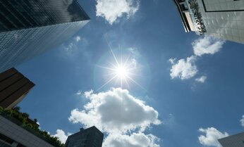 なぜ今夏「異常な暑さ」に? 猛暑で異常気象が連鎖、地球温暖化がさらに「底上げ」
