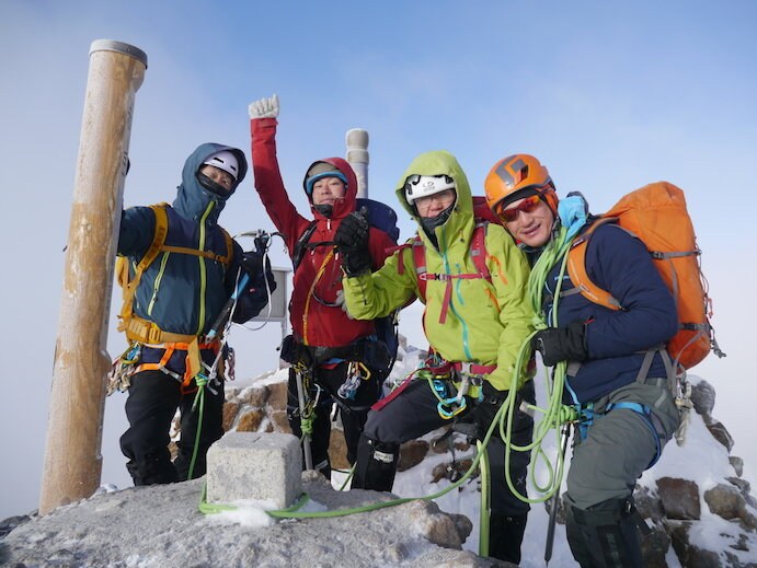 エベレスト隊がトレーニングの一環として登頂した赤岳