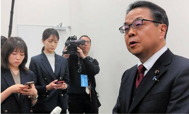 「岸田首相はかなりムッとしていた」　即日離党の世耕氏と悠然と引退の二階氏に“差”が出た理由