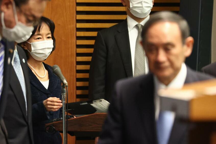 小野氏は１９８８年に外務省入省。ＡＳＥＡＮ日本代表部次席公使などを歴任。夫も外交官で、２人で協力して子育てをしてきたと語っている　（ｃ）朝日新聞社