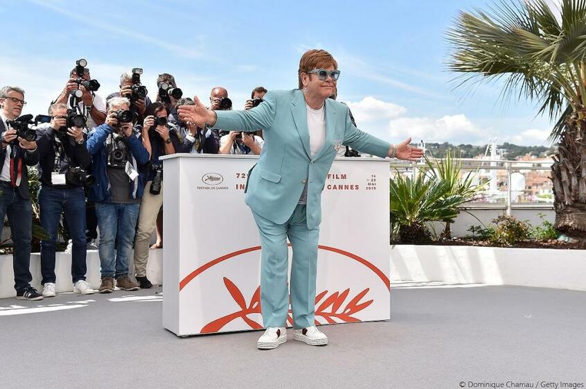 エルトン・ジョンがカンヌに現れ、盛り上がる(c)DominiqueCharriauGettyImages
