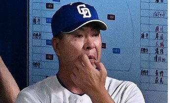4番・石川に代打で批判された中日・井上監督 球団OBが「疑問に感じる選手起用」とは