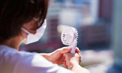 “酷暑インフレ”で最大で月2万5千円の負担増も　AIが警告する3つのシナリオ