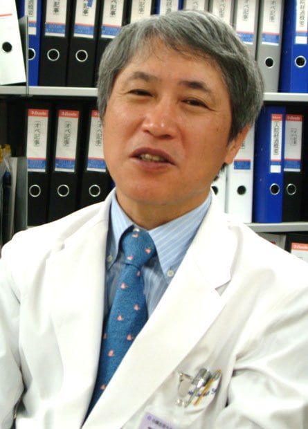 天野篤(あまの・あつし)1955年生まれ。日本大学医学部を卒業後、亀田総合病院(千葉県)などを経て現職。2012年、天皇陛下の心臓冠動脈バイパス手術を執刀(撮影/編集部・木村恵子)
