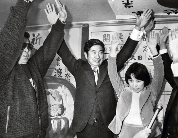 衆院選で圧勝した若き日の慎太郎氏　（ｃ）朝日新聞社
