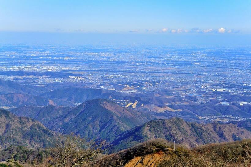 丹沢・大山からの眺め（ｃ）朝日新聞社