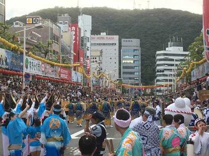 12日に開幕した徳島市の阿波おどり (提供)