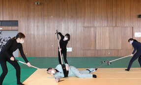 上野・貴金属店の強盗撃退で「さすまた特需」も製造会社長は危機感 その意外な理由とは
