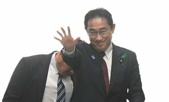 岸田首相はマイペース崩さず散髪 選挙の勝算は? 公明・山口代表は応援入らず目算外れ