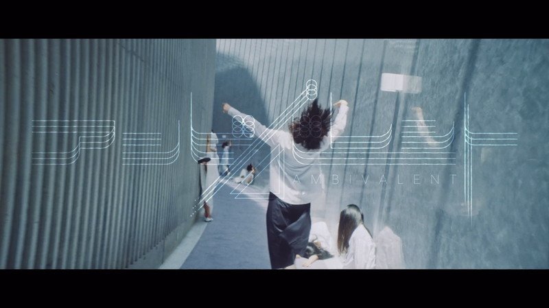 欅坂46、野外ライブ【欅共和国 2018】で初披露された新曲「アンビバレント」MV公開