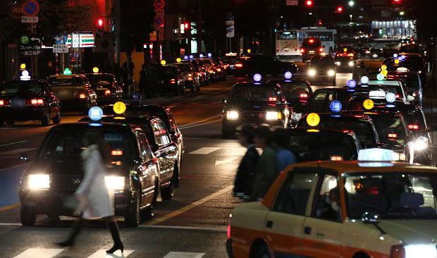 相乗りの実現で、タクシーはより使いやすくなるか？　（ｃ）朝日新聞社