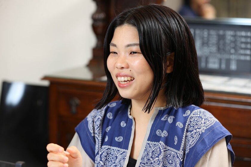 鶴谷香央理さん（撮影／朝日新聞出版写真映像部・松永卓也）