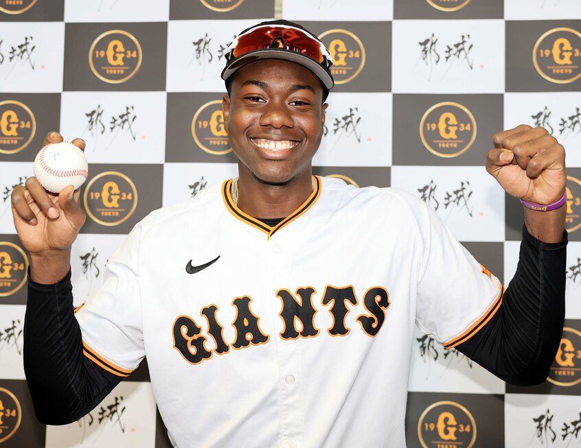 パワフルなバッティングが魅力の巨人・ティマ（写真提供・日刊スポーツ）