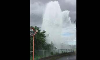 大阪地震で水道管破裂 食材買い占めも 【動画独占入手】
