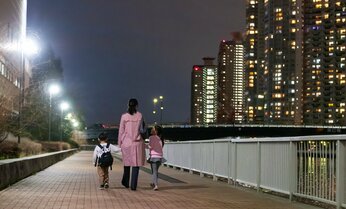 「仕事も家庭も犠牲にしたくない」働く女性のリアル 「いい意味で欲張り」な新しい価値観