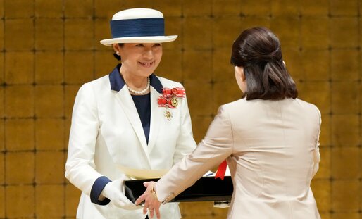 皇后雅子さまは、感極まり深くうなずいた　「覚悟を決めて、目をつむった」と話すガザ支援の過酷な報告　全国赤十字大会