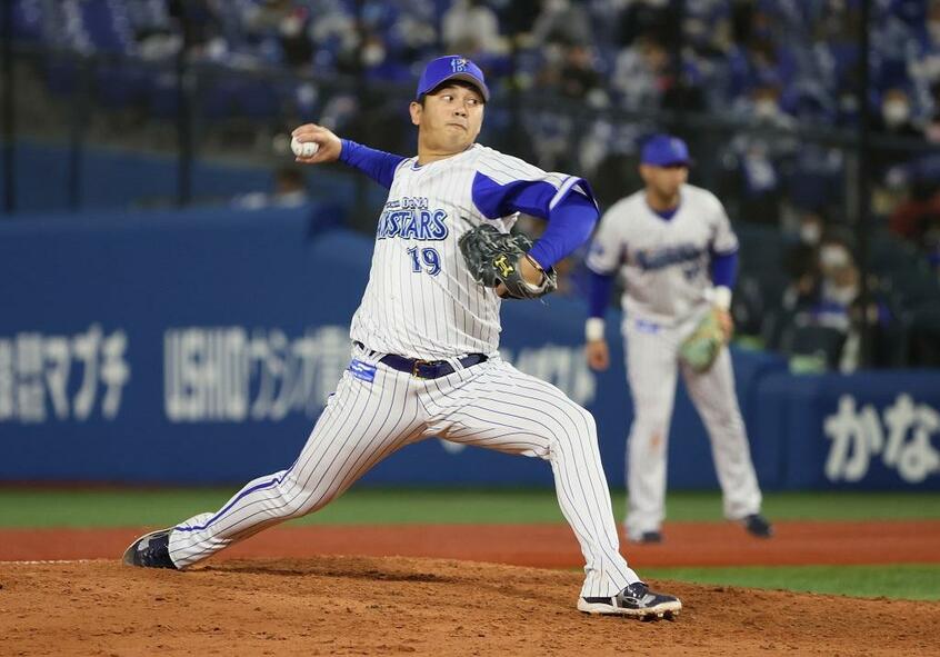 DeNAのクローザーを務める山崎康晃（2021年10月26日撮影）