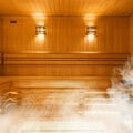ヒートショックの要因にもなるサウナ後の水風呂 専門家が説く正しい入り方とは