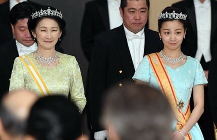 2ページ目)〈2024年上半期ランキング 皇室編3位〉愛子さま大統領との午餐デビューで待ち遠しい宮中晩餐会 雅子さまや佳子さまらの美しいドレスとティアラ姿  | AERA dot. (アエラドット)