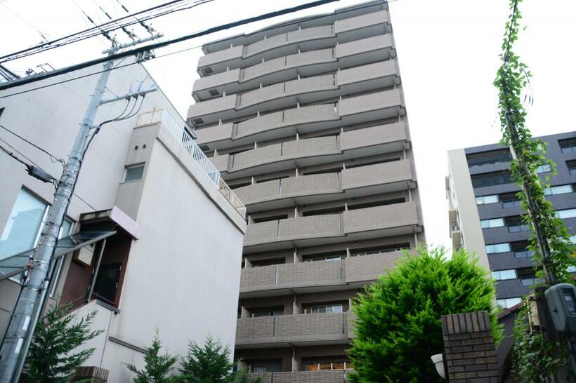 ALS患者への嘱託殺人事件の現場となったマンション。殺害された女性はヘルパーの介護を受けながら一人暮らしをしていた／7月23日、京都市　（ｃ）朝日新聞社