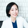 自分の顔を「実験場」として整形手術を公開 美容外科医「上原恵理」が追求する“美しさ”とは