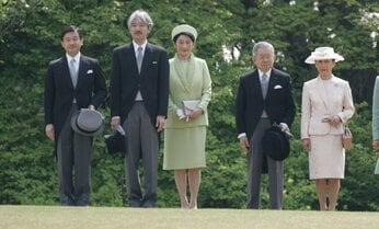 なぜ消えた? 天皇陛下もお似合いだったシルクハットが秋の園遊会で着用されなくなった理由