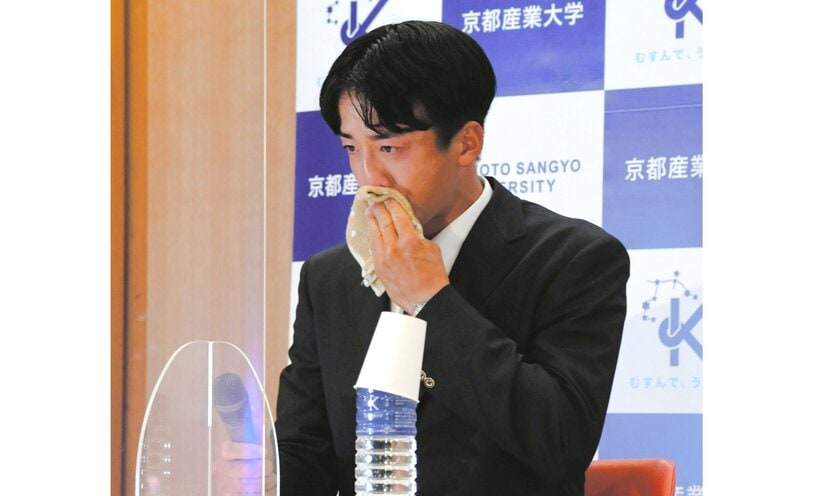 2021年のドラフト会議でぎりぎりで指名され、会見で涙を見せた北山