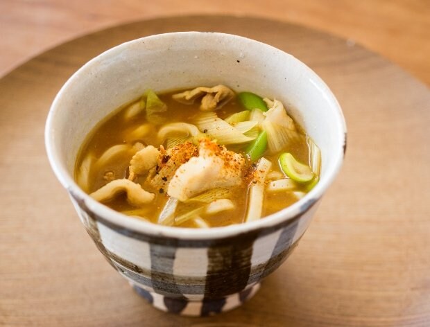 あっさりカレーうどん（撮影／写真部・馬場岳人）
