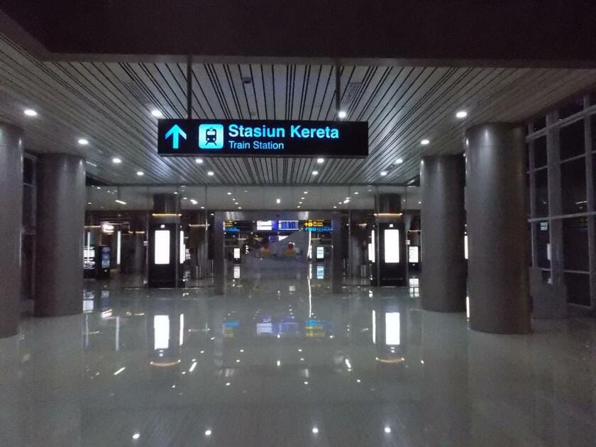 ジャカルタのスカルノハッタ空港。2回目接種証明での入国審査はここになる日本人は多い