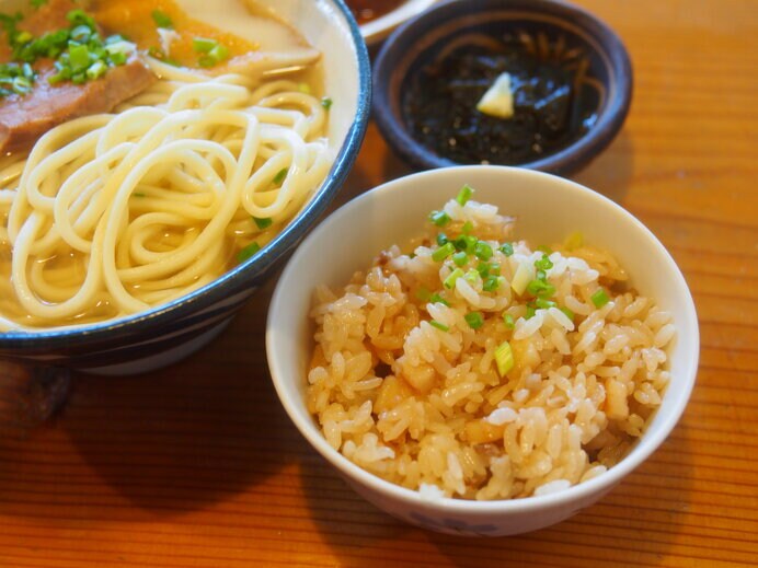 沖縄そば定食に付いてくる、アレです