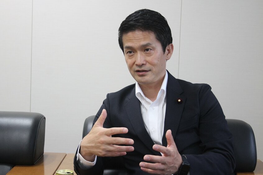 写真・図版(2枚目)| 進次郎流コメ改革は「表層的」と立憲民主党・小川淳也幹事長 参院選は「古い政治にとどめを刺す」