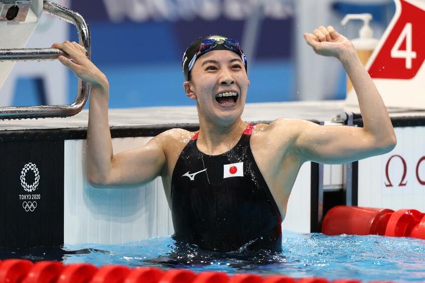 競泳女子400メートル個人メドレーで金メダルを獲得し、喜ぶ大橋悠依(gettyimages)