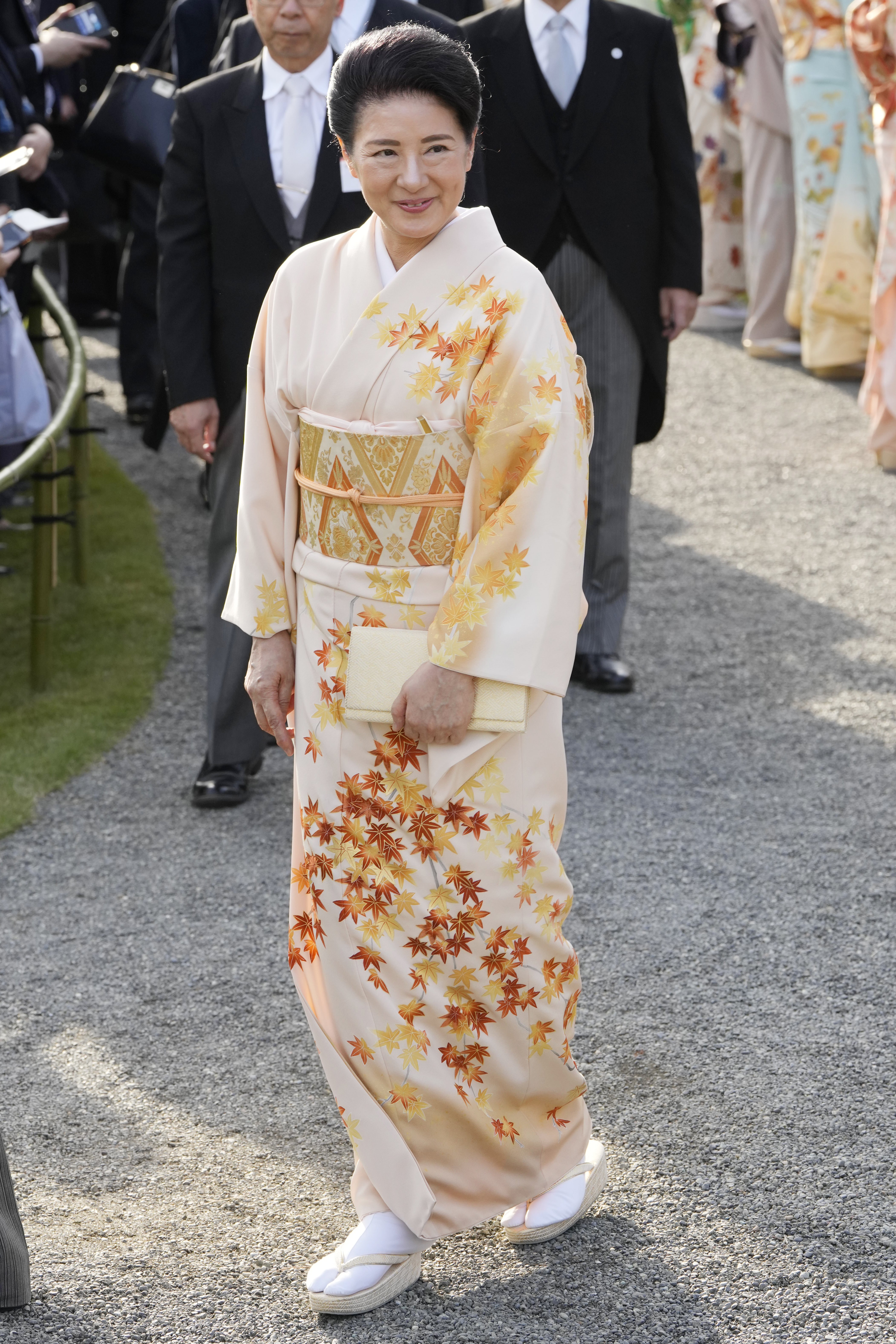 秋の園遊会】雅子さまは別格の「錦秋の美」の訪問着 愛子さまは「百花繚乱」の振袖で（AERA dot.）｜ｄメニューニュース（NTTドコモ）