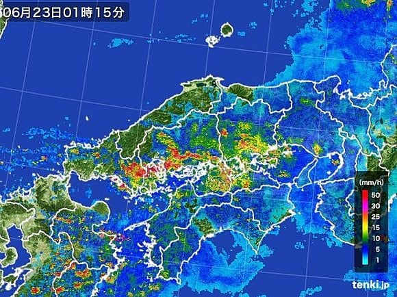 中国地方の午前1時15分の雨雲の様子