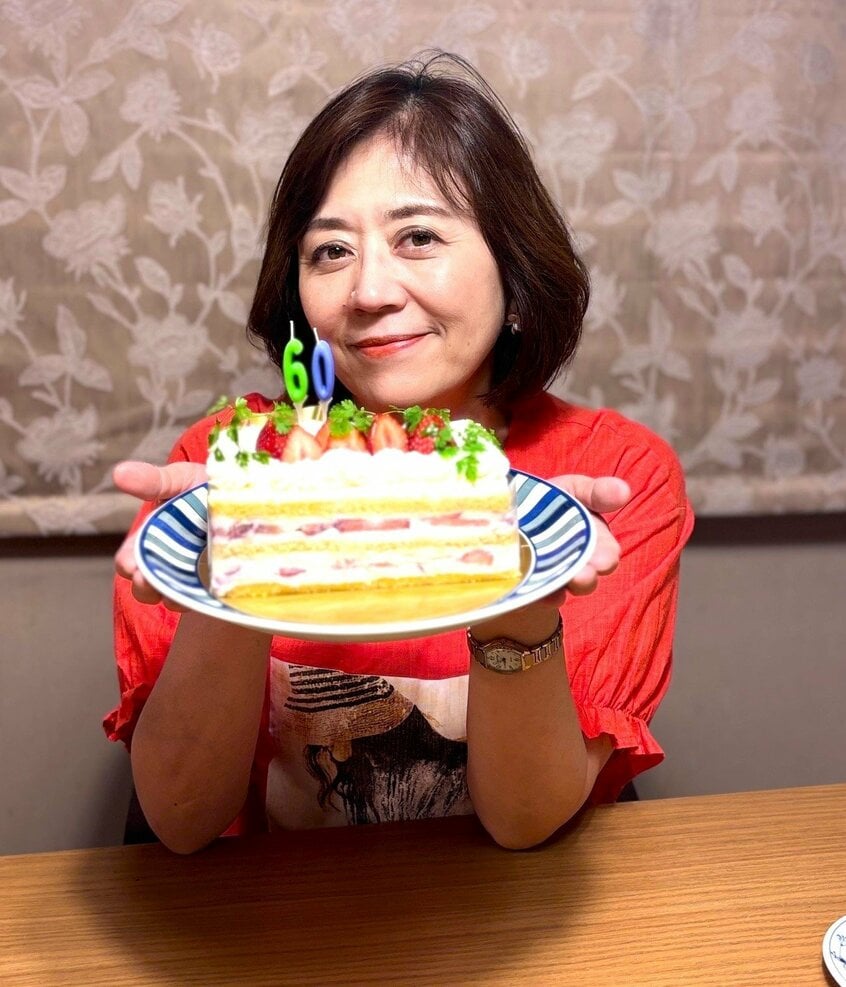 60歳を迎えた武内陶子さん（本人提供）