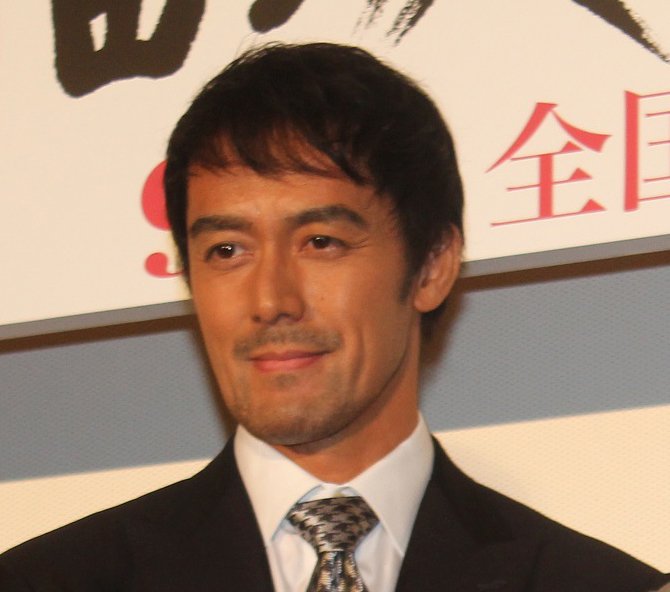 「下町ロケット」の主演・阿部寛