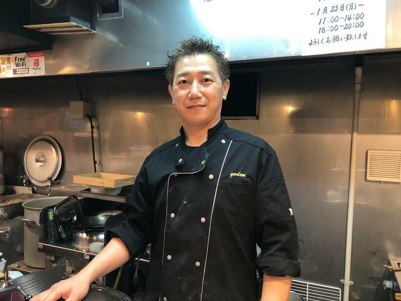 「柳麺 呉田－goden－」店主の中野憲さん。神戸の名店「もっこす」で修行した経験も（筆者撮影）