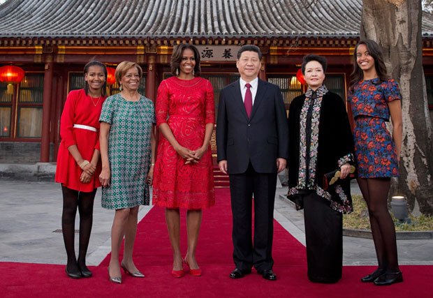 ミシェル夫人と母親、２人の娘は３月下旬に中国を訪問。習近平国家主席、彭麗媛夫人と会った（写真：ｇｅｔｔｙｉｍａｇｅｓ）