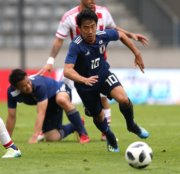 パラグアイ戦で存在感を示した香川真司　（ｃ）朝日新聞社