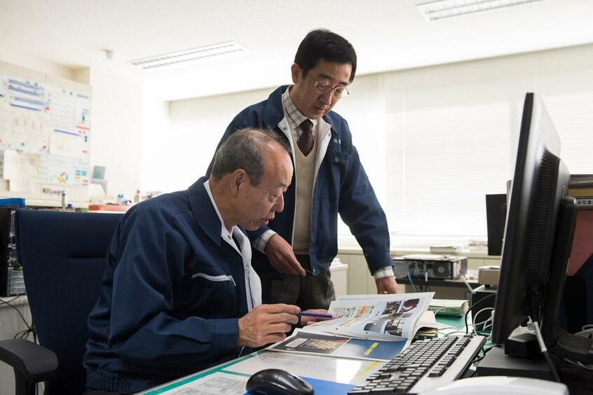 再任用となった今でも日常業務は多忙だ(撮影/工藤隆太郎)