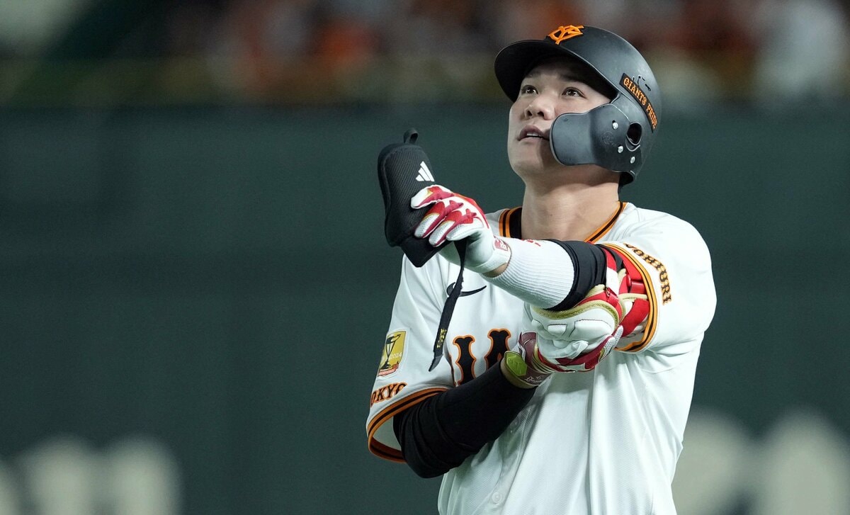【タグ付き新品未使用】坂本勇人　優勝エンブレムなし 巨人が誇るスター！】読売ジャイアンツ坂本勇人選手の3rd