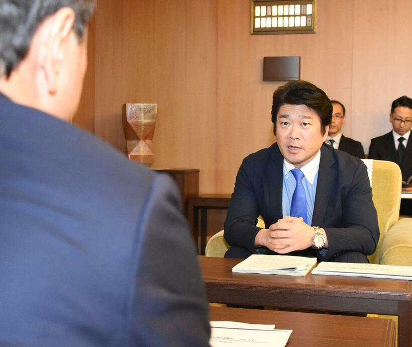 元防衛副大臣の山本朋広衆院議員は、旧統一教会の現総裁・韓鶴子氏を「マザームーン」と呼んだと報じられた