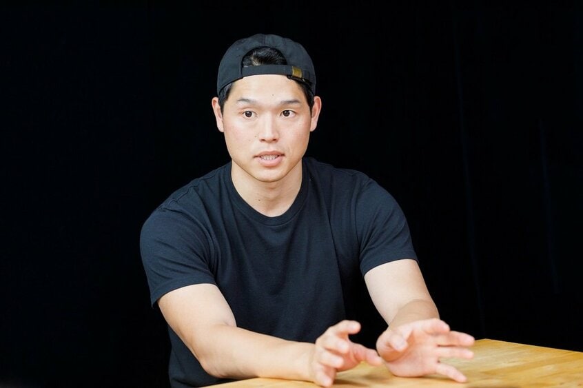 写真・図版（2枚目）| 「バズる秘策はない」と言い切る日本一のTikTokerバヤシさん　試行錯誤が盛り込まれた投稿動画で見すえる「世界」
