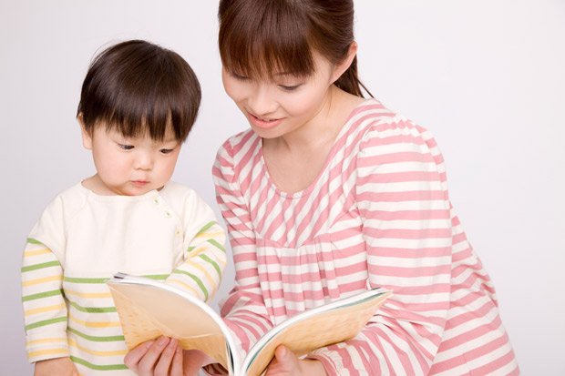 親が思う「赤ちゃんが好きそうな絵本」は、現実と違う？　（※写真はイメージ）