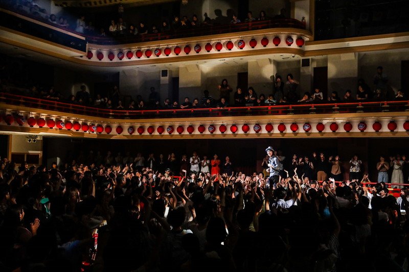 山崎まさよし、Hilcrhyme、三浦祐太朗、日本最古の劇場京都“南座”初の音楽イベントで観客を魅了