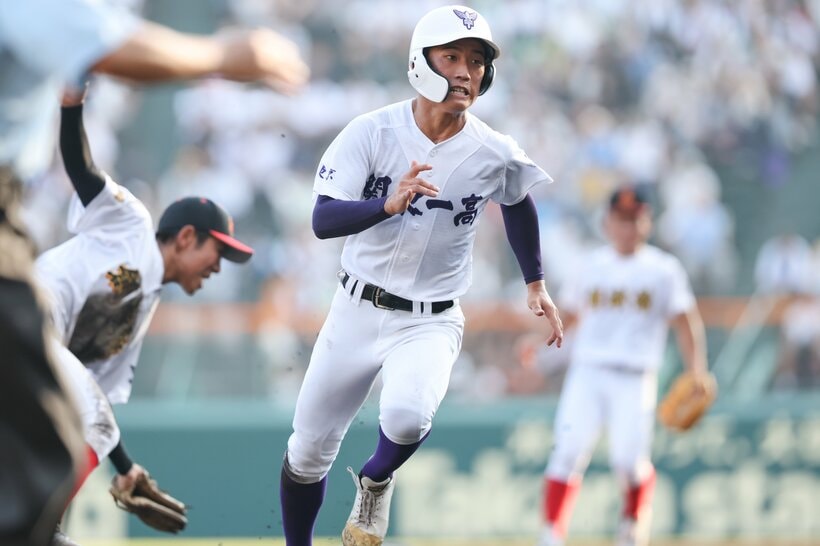 関東第一（3年）／投手　坂本慎太郎（撮影：写真映像部・東川哲也）