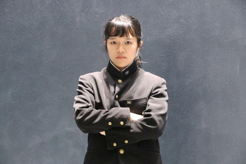 応援指導班の露木あみさん(撮影/吉崎洋夫)