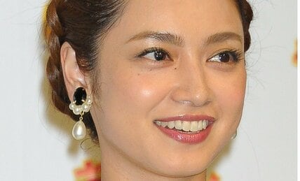 〈上田と女が吠える夜きょう出演〉大谷妻「真美子さん」のロールモデルに？　夫・長友を支える「平愛梨」の“メンタルモンスター妻”っぷり