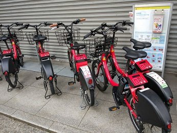 東京都内で利用できるドコモ・バイクシェア（大塚淳史撮影）